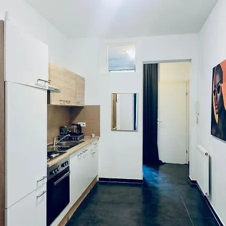 Cozy 3Br Shared Apt For Groups, 10-Min To Waehringer Park Wien Exterior foto