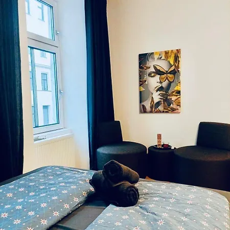 Cozy 3Br Shared Apt For Groups, 10-Min To Waehringer Park Wien Exterior foto