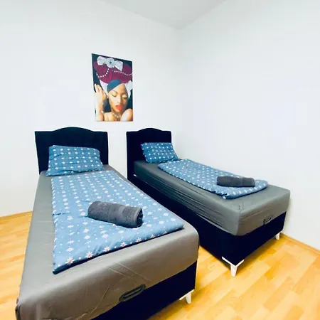 Cozy 3Br Shared Apt For Groups, 10-Min To Waehringer Park Wien Exterior foto